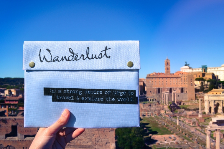 Porta-documentos-Wanderlust-en-Roma